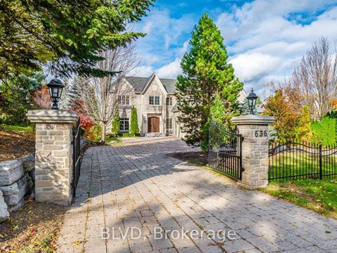 Photo 1 at 636 Sunset Beach Road, Oak Ridges Lake Wilcox, Richmond Hill