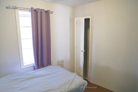 Photo 12 at 22 Katherine Road, CFB, Toronto