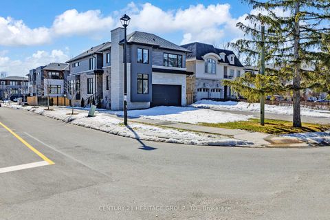 Photo 2 at 251 Oxford Street, Mill Pond, Richmond Hill