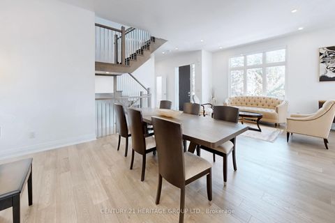 Photo 7 at 251 Oxford Street, Mill Pond, Richmond Hill