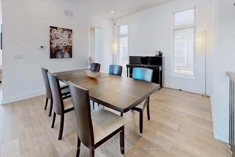 Photo 8 at 251 Oxford Street, Mill Pond, Richmond Hill