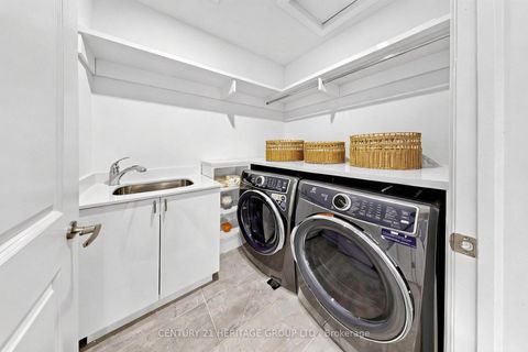 Photo 25 at 251 Oxford Street, Mill Pond, Richmond Hill