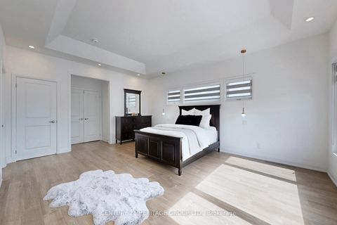 Photo 27 at 251 Oxford Street, Mill Pond, Richmond Hill