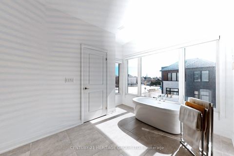 Photo 30 at 251 Oxford Street, Mill Pond, Richmond Hill