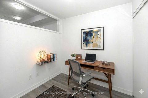 Photo 10 at 33 - 869 Wilson Avenue, CFB, Toronto