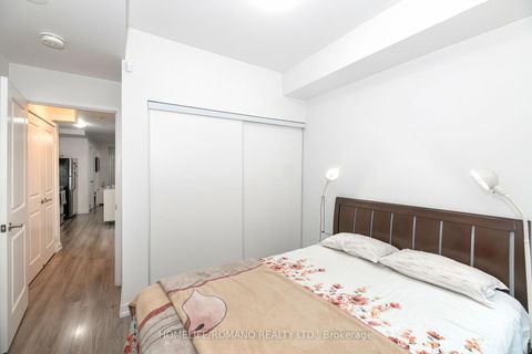 Photo 15 at 33 - 869 Wilson Avenue, CFB, Toronto