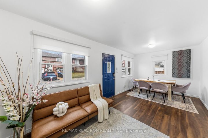 Photo 3 at 25 Bingham Street, Bradford, Bradford West Gwillimbury