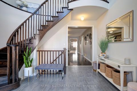 Photo 5 at 45 Jarrow Crescent, Brooklin, Whitby