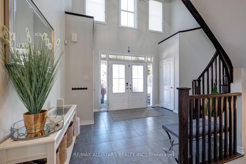 Photo 6 at 45 Jarrow Crescent, Brooklin, Whitby