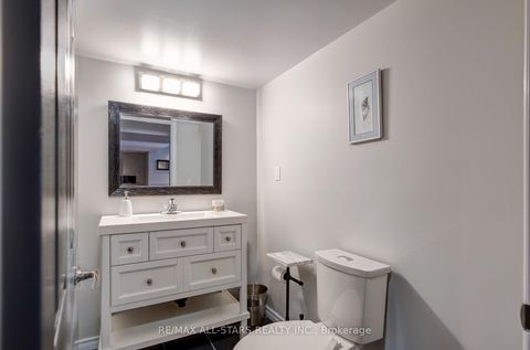 Photo 35 at 45 Jarrow Crescent, Brooklin, Whitby