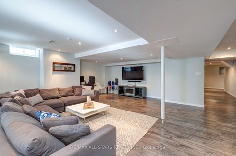 Photo 37 at 45 Jarrow Crescent, Brooklin, Whitby