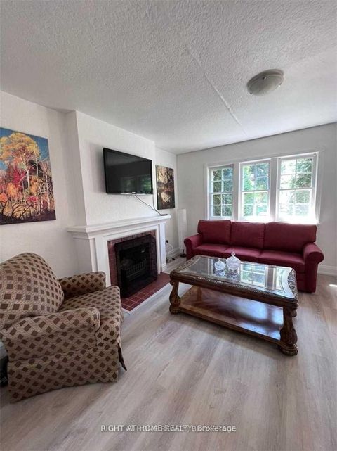 Photo 3 at 280 Woburn Avenue, Lawrence Park North, Toronto