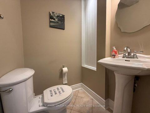 Photo 13 at 39 April Gardens, Aurora Heights, Aurora