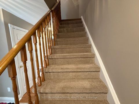 Photo 16 at 39 April Gardens, Aurora Heights, Aurora