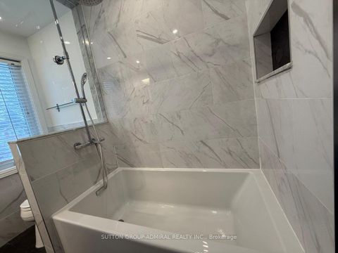 Photo 21 at 39 April Gardens, Aurora Heights, Aurora