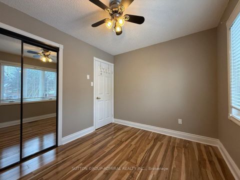 Photo 31 at 39 April Gardens, Aurora Heights, Aurora