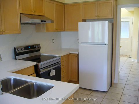 Photo 6 at 36 Amberview Drive, Keswick South, Georgina