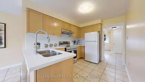 Photo 21 at 36 Amberview Drive, Keswick South, Georgina