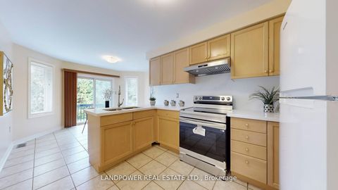 Photo 22 at 36 Amberview Drive, Keswick South, Georgina