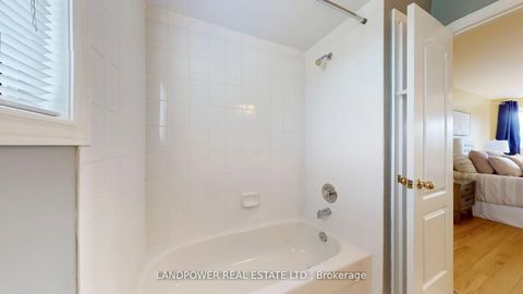 Photo 31 at 36 Amberview Drive, Keswick South, Georgina