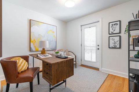 Photo 15 at 38 Anndale Road, Cliffside, Toronto