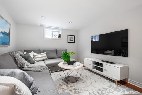 Photo 26 at 38 Anndale Road, Cliffside, Toronto