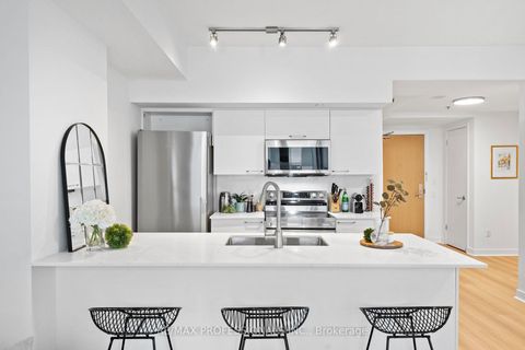 Photo 3 at 1505 - 375 King Street W, Waterfront Communities C1, Toronto