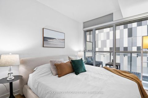 Photo 11 at 1505 - 375 King Street W, Waterfront Communities C1, Toronto