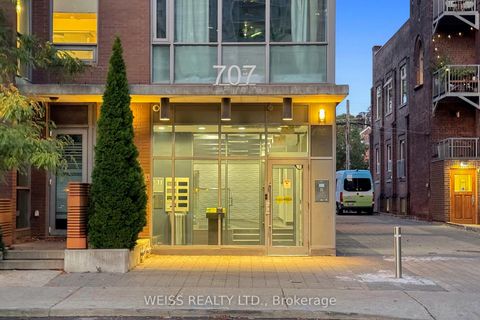Photo 3 at 215 - 707 Dovercourt Road, Little Italy, Toronto