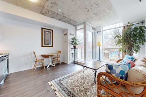 Photo 8 at 215 - 707 Dovercourt Road, Little Italy, Toronto