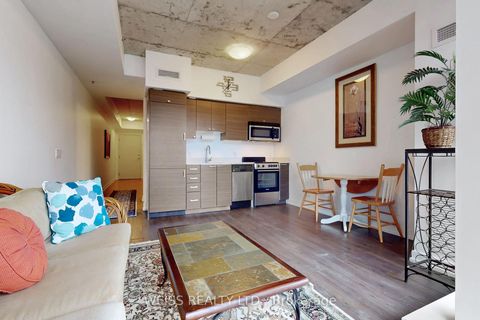 Photo 12 at 215 - 707 Dovercourt Road, Little Italy, Toronto