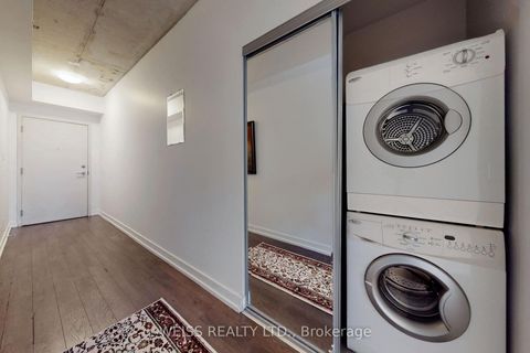 Photo 17 at 215 - 707 Dovercourt Road, Little Italy, Toronto