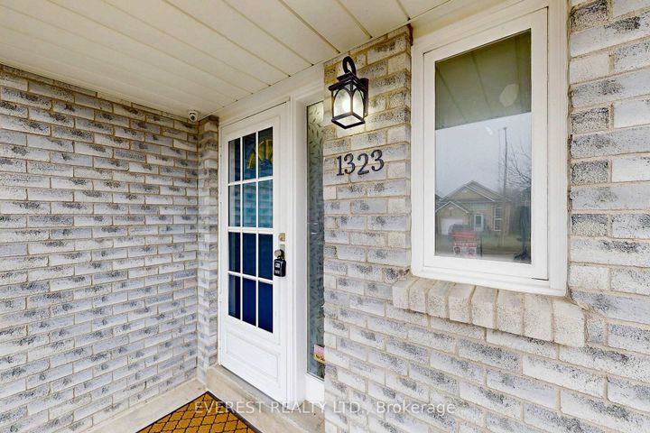 Photo 1 at 1323 Andover Drive, Eastdale, Oshawa