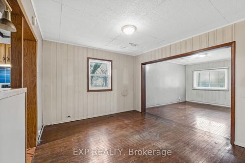 Photo 11 at 6160 King Road, Nobleton, King