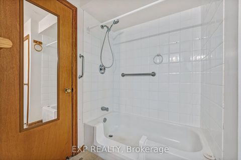 Photo 22 at 6160 King Road, Nobleton, King