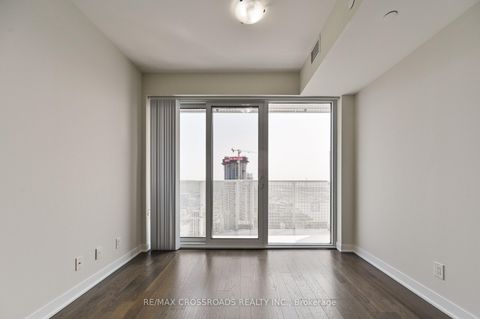 Photo 4 at 6805 - 88 Harbour Street, Waterfront Communities C1, Toronto