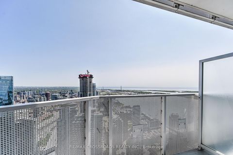 Photo 18 at 6805 - 88 Harbour Street, Waterfront Communities C1, Toronto