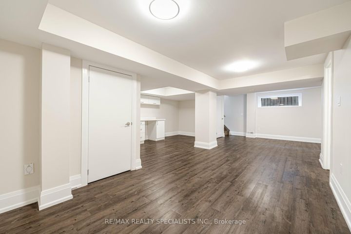 Photo 27 at 427 Pinegrove Road, WO West, Oakville