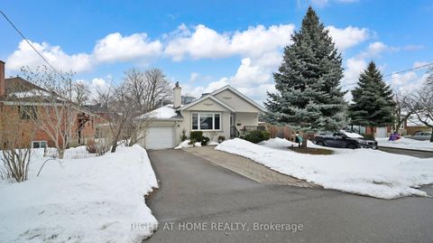 Photo 1 at 19 Harjolyn Drive, City Centre West, Toronto