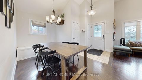 Photo 14 at 19 Harjolyn Drive, City Centre West, Toronto