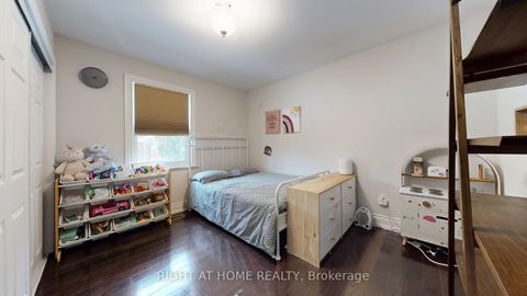 Photo 22 at 19 Harjolyn Drive, City Centre West, Toronto