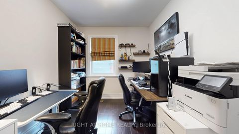 Photo 26 at 19 Harjolyn Drive, City Centre West, Toronto