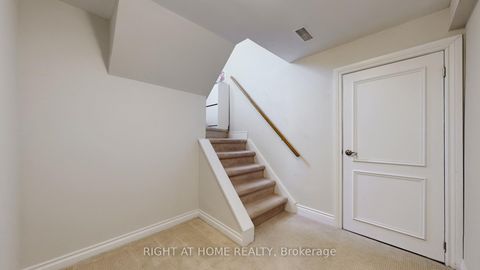 Photo 31 at 19 Harjolyn Drive, City Centre West, Toronto