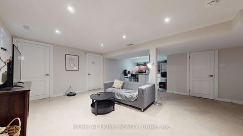 Photo 39 at 19 Harjolyn Drive, City Centre West, Toronto
