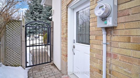 Photo 44 at 19 Harjolyn Drive, City Centre West, Toronto
