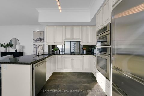 Photo 7 at PH3 - 50 Absolute Avenue, City Centre, Mississauga