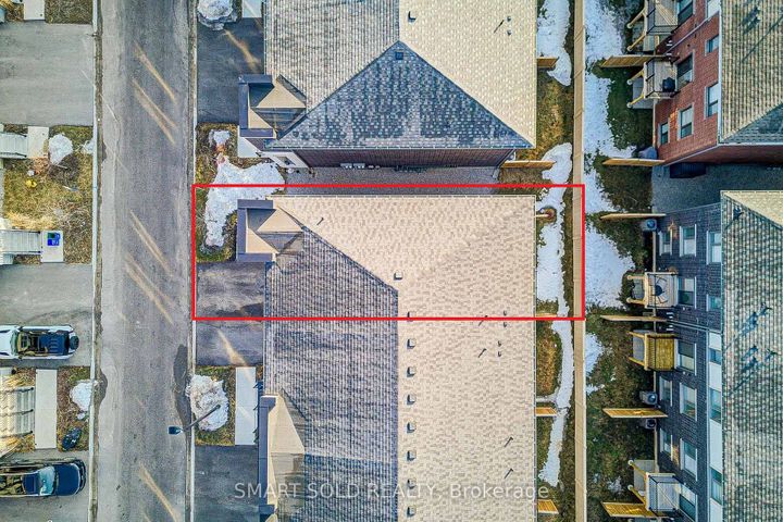 Photo 5 at 25 Origin Way, Patterson, Vaughan