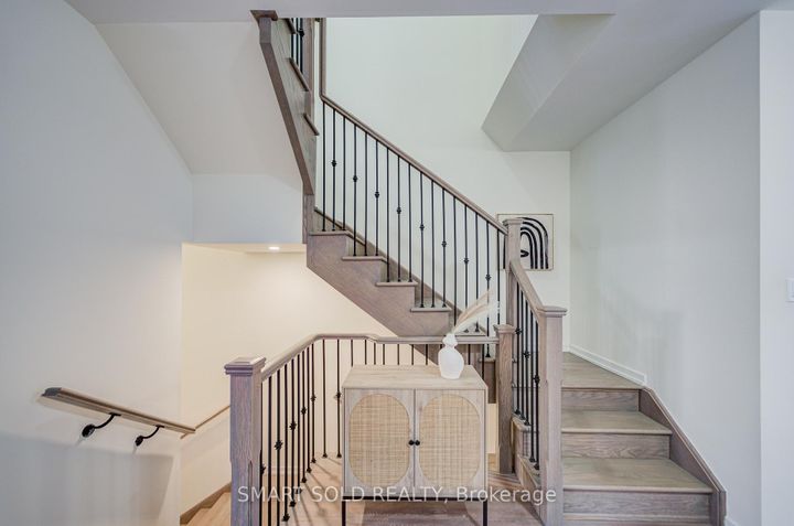 Photo 6 at 25 Origin Way, Patterson, Vaughan