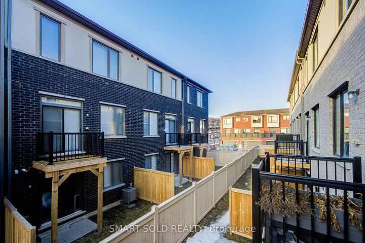 Photo 21 at 25 Origin Way, Patterson, Vaughan