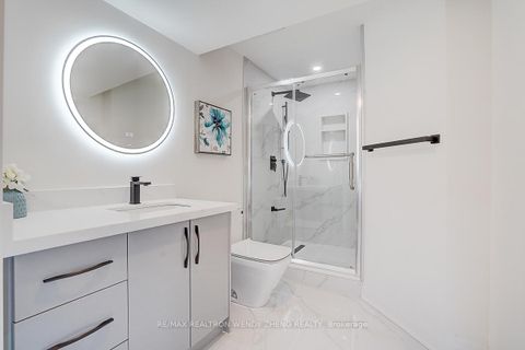 Photo 47 at 16 Hartwell Way, Bayview Northeast, Aurora